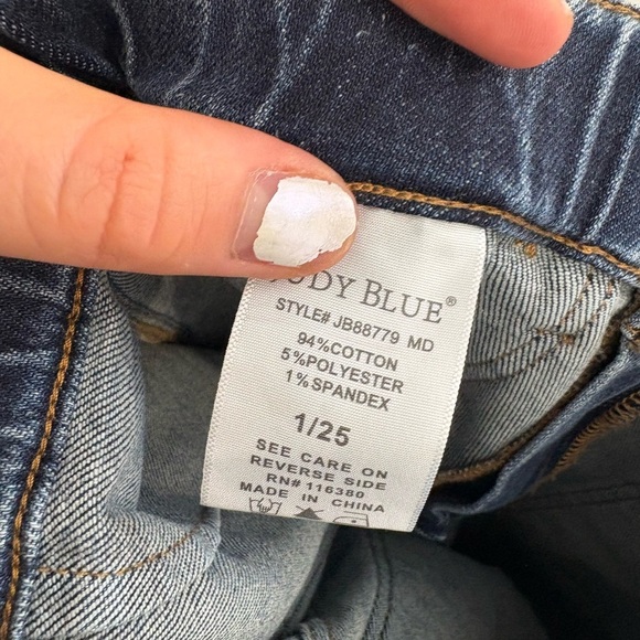 NWOT- JUDY BLUE CUFFED DENIM JOGGERS - Size 25 - Picture 9 of 11